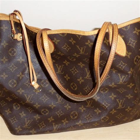 caught selling fake vuitton mk bags|louis vuitton scam.